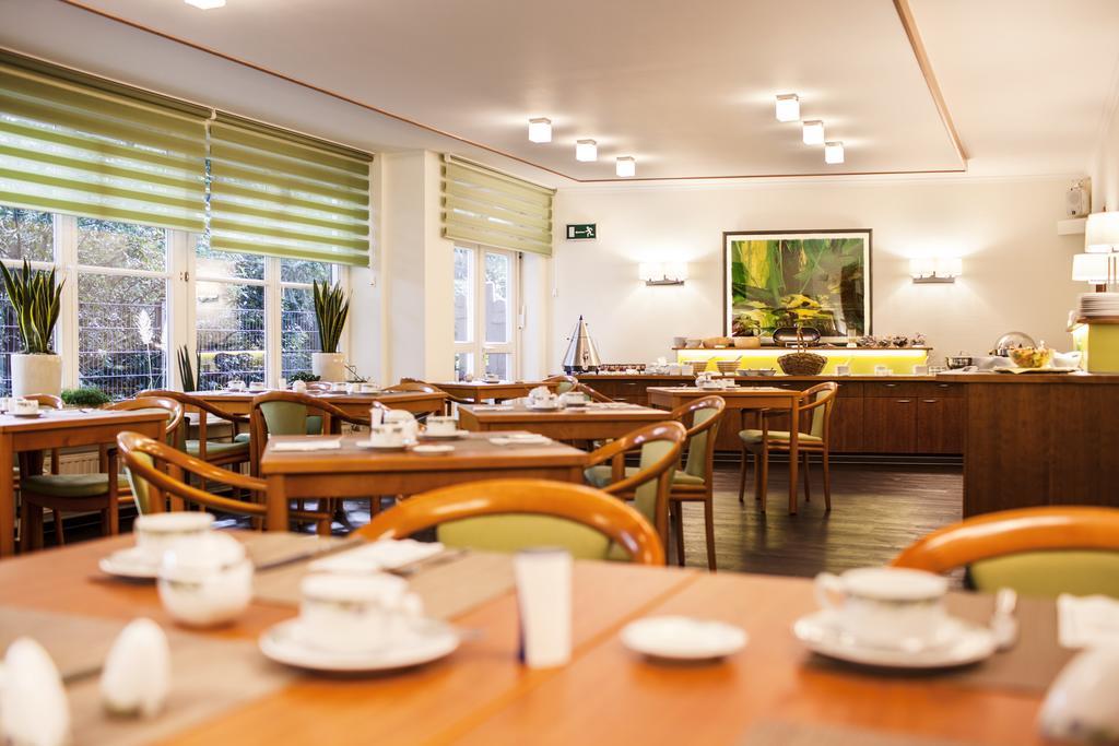 Hotel Buerer Hof Гельзенкирхен Экстерьер фото